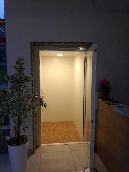 Janezinovi House Guest House Ratecevo Brdo Exterior photo